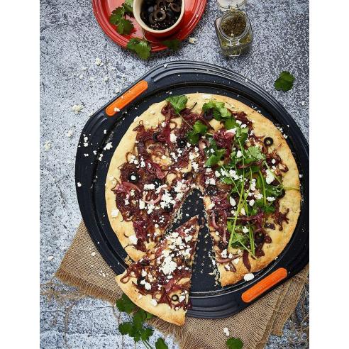 Le Creuset - Teglia forata per pizza in acciaio al carbonio antiaderente 33 cm