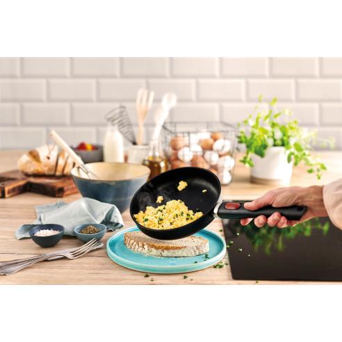 Woll - Padella bassa antiaderente in alluminio forgiato Eco lite a induzione  manico rimovibile 24 cm
