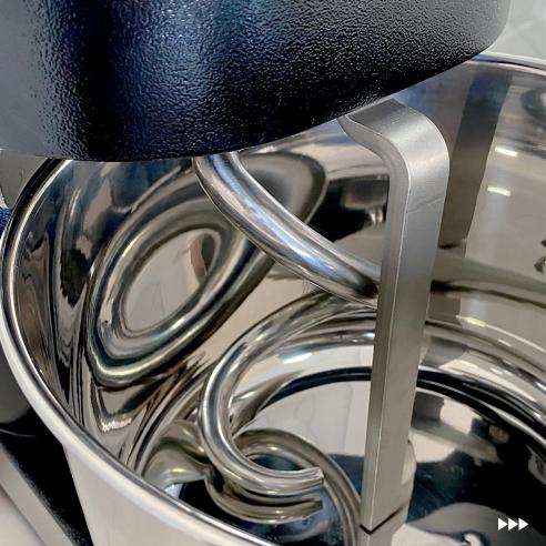 Mecnosud - Impastatrice professionale a spirale Massima M7 nera