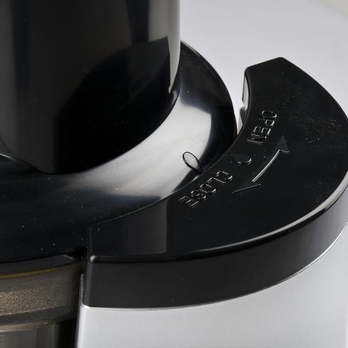 Girmi - Estrattore di succo a freddo SW10 da 150 W rosso