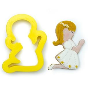 TAGLIAPASTA COMUNIONE BIMBA 8,5 X 6 X H 2 CM