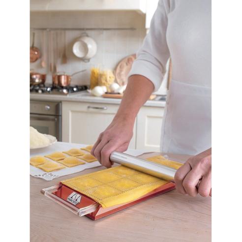 Stampo ravioli Marcato - Ravioliera Tablet manuale Argento con Mattarello