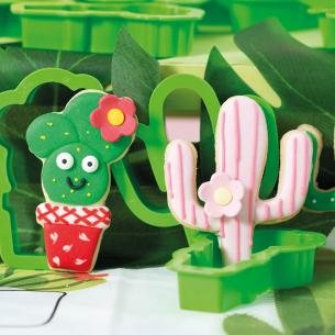 SET 2 TAGLIAPASTA CACTUS IN PLASTICA 9 X H 2,2 CM 2