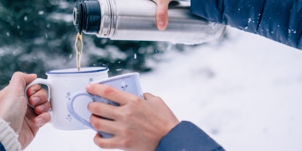 Guida ai migliori thermos: ecco come mantenere i cibi caldi fuori casa