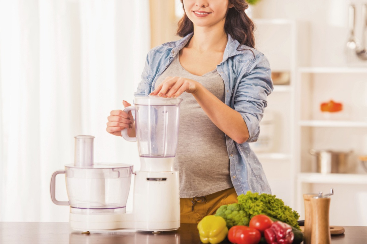 Mixer o frullatore: quale scegliere in base a ingredienti e ricette?